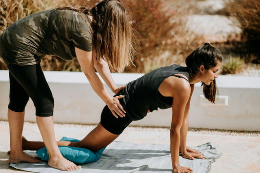 Ergonomie meets Yoga: Wie man auf dem Yoga Kissen richtig sitzt