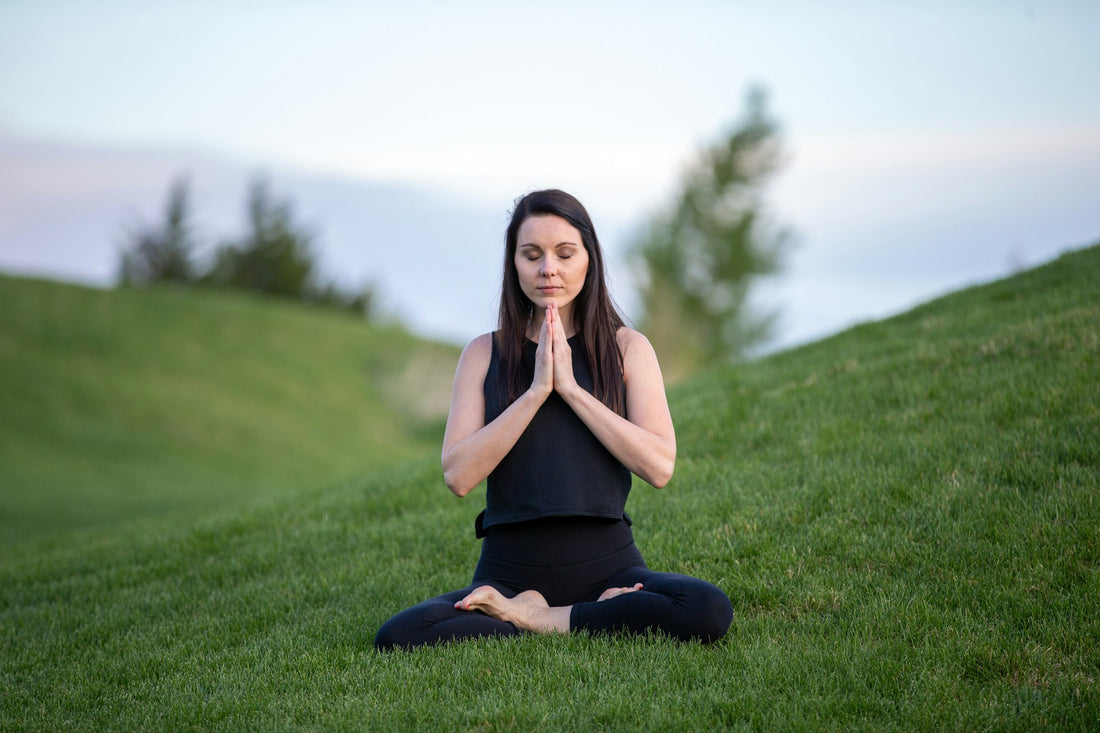 Erfahre die Transformation: Kraftvolle Yoga-Positionen für dein Training