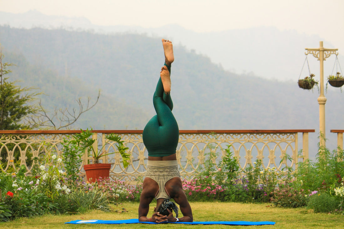 Yoga Übungen für eine bessere Körperhaltung und Ausrichtung